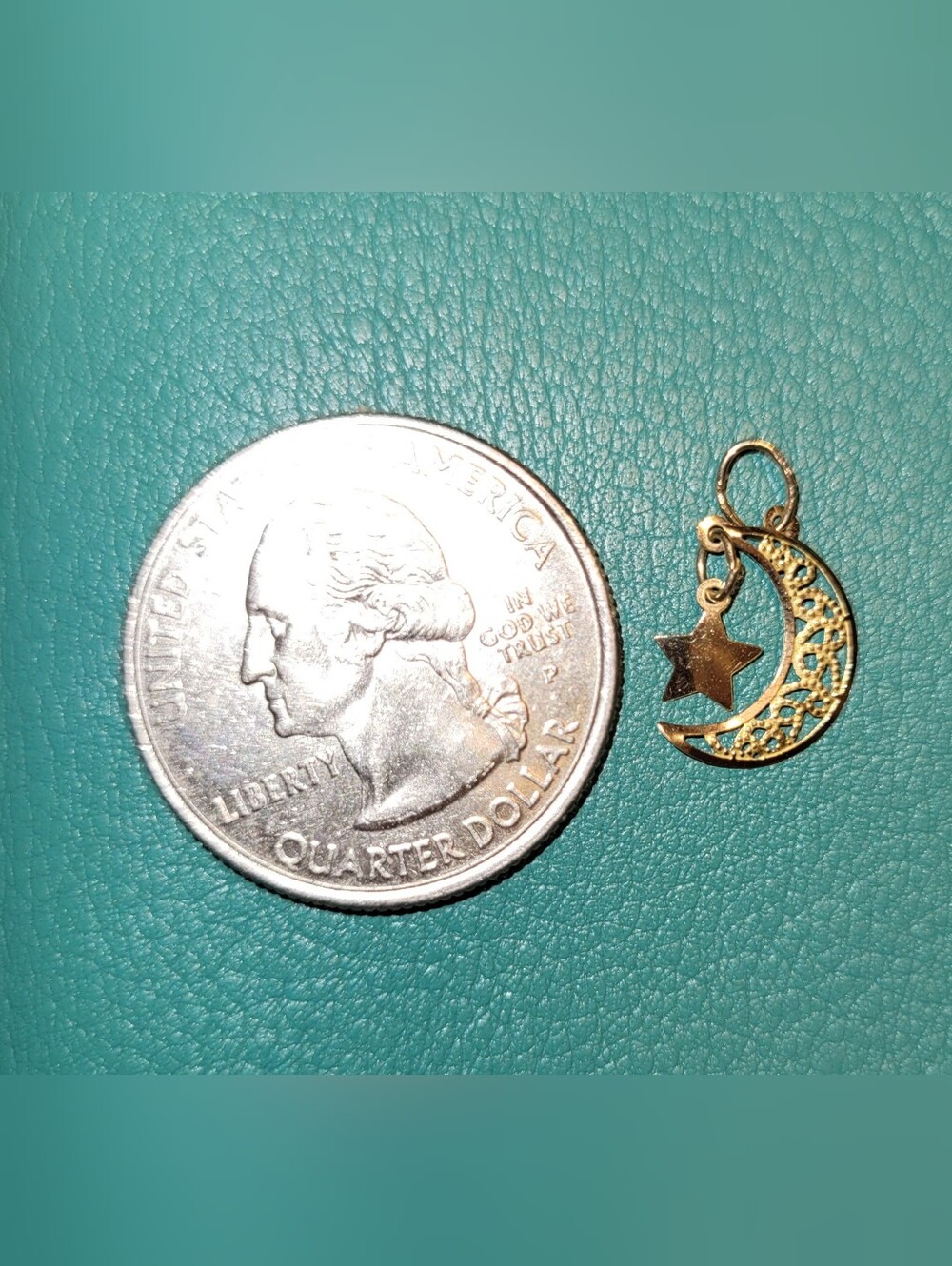 14kt Moon & Star Pendant. - Picture 3 of 5